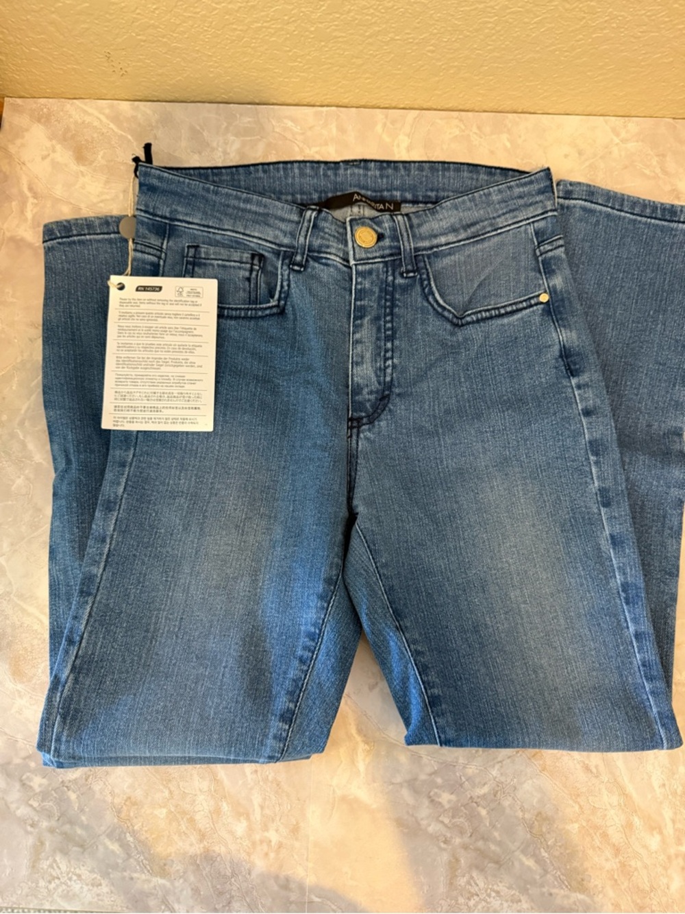 Annarita N Skinny Blue Jeans
NWT
Size 25(Small) - Picture 3 of 5